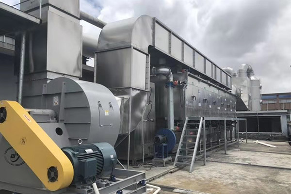 德国全能反应器.jpg 德国全能反应器.jpg